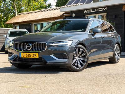 Financial Leas Volvo V60 2.0 T8 Twin Engine AWD I Inscription I Bowers & Wilkens I Panoramadak I Trekhaak I Pilot assist