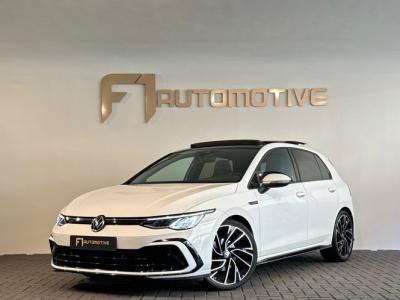 Financial Lease Volkswagen Golf 1.5 eTSI R Line Pano
