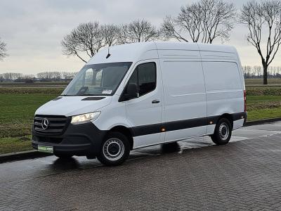 Financial Leas Mercedes-Benz Sprinter 315 L2H2