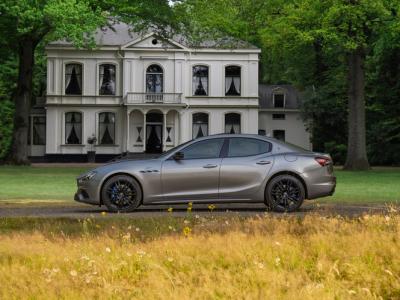 Financial Lease Maserati Ghibli Hybrid GT 330pk