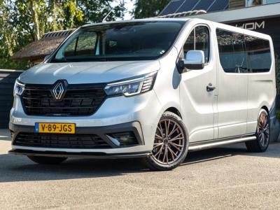 Financial Lease Renault Trafic 2.0 Blue dCi EDC 170 T29 L2H1 Extra Dubbele Cabine I Automaat I 19 Inch I Spoilerset I Trekhaak I Camera I Nieuw