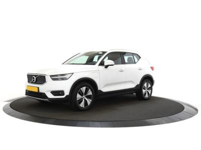 Financial Lease Volvo XC40 T5 Recharge Inscription Expression Chrystal White Metallic Elec. Achterklep Camera