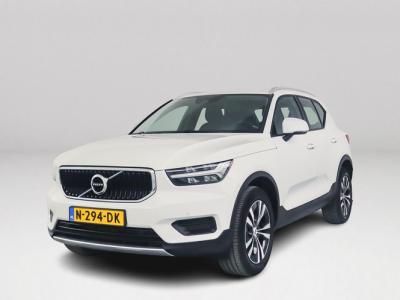 Financial Lease Volvo XC40 T2 Momentum Business