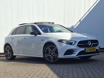 Financial Leas Mercedes-Benz A-Klasse 250 e Business Solution PHEV AMG Pano Trekhaak Memory Sfeerverl Orig.NL!