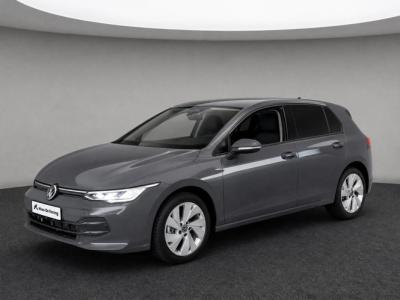 Financial Lease Volkswagen Golf Life Edition 1.5 eHybrid 204 PK 6 versn. DSG