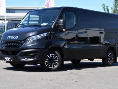 Financial Lease Iveco Daily 35S18HV 3.0 L2H1 Black Edition