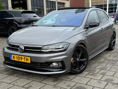 Financial Leas Volkswagen Polo 1.0 TSI Highline Business R l PANO l XENON