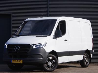 Financial Leas Mercedes-Benz Sprinter 317 1.9 CDI L1H1 RWD AUT. LED