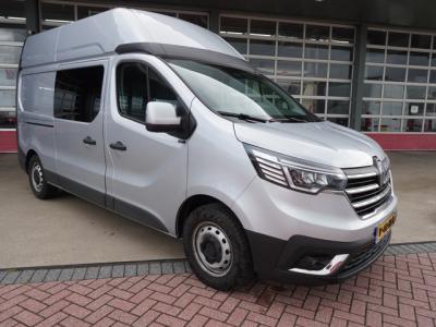 Financial Leas Renault Trafic 2.0 Blue dCi 170PK T30 L2H2 Rolstoelbus met schans