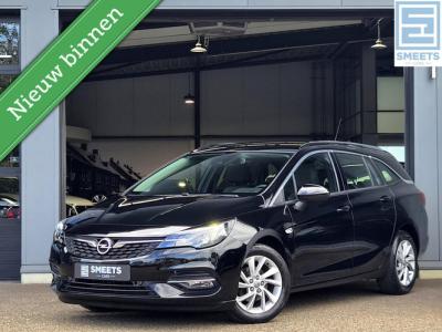 Financial Leas Opel Astra Sports Tourer 1.2 Blitz Elegance