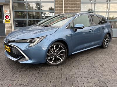 Financial Leas Toyota Corolla Touring Sports 2.0 Hybrid Business Sport Intro