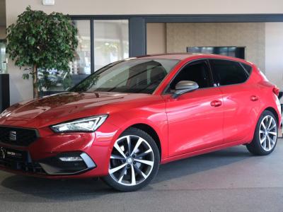 Financial Leas SEAT Leon 1.5 eTSI FR 150PK DSG Led Navi Virtual Cam Keyless ACC Parkeersensoren