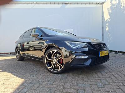 Financial Leas SEAT Leon ST 1.5 TSI FR 150pk Carplay Camera Stoelverw. Business Intense