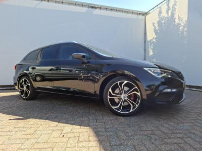 Financial Leas SEAT Leon ST 1.5 TSI FR 150pk Carplay Camera Stoelverw. Business Intense