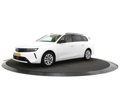 Financial Leas Opel Astra Sports Tourer 1.2 Business Edition Navigatiesysteem Achteruitrijcamera Stoel en stuurverwarming voor AGR Stoel