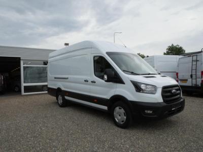 Financial Lease Ford Transit 2.0 TDCI 130PK L4H3 Airco Cruise Camera