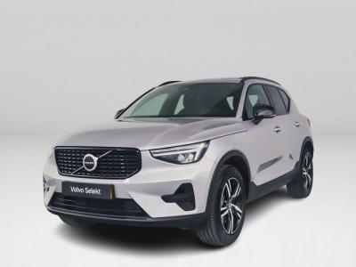 Financial Lease Volvo XC40 B4 Plus Dark