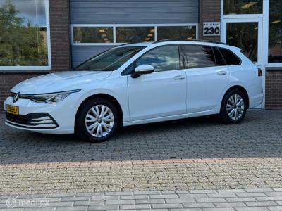 Financial Lease Volkswagen Golf Variant 1.0 eTSI DSG ECC-AIRCO