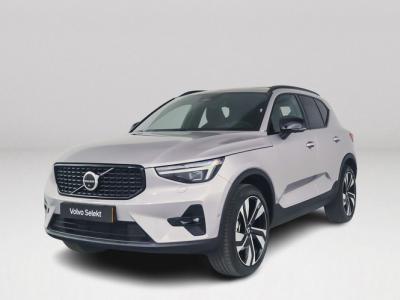 Financial Lease Volvo XC40 B4 Plus Dark