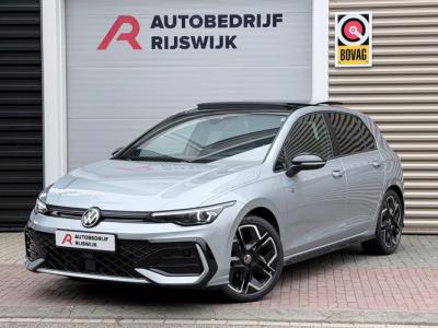 Financial Lease Volkswagen Golf 1.5 eTSI R-Line Pano