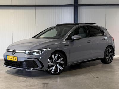 Financial Lease Volkswagen Golf 1.5 eTSI R-Line Pano Virtual Camera IQ Light