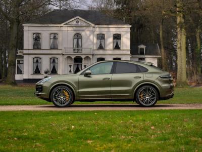 Financial Leas Porsche Cayenne Coupé 4.0 Turbo S E-Hybrid
