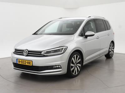 Financial Leas Volkswagen Touran 1.5 TSI 150 PK DSG AUT. 7-PERS HIGHLINE + TREKHAAK