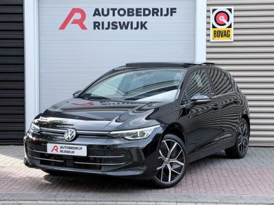 Financial Lease Volkswagen Golf 1.5 eTSI R-Line Pano