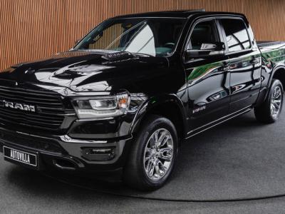 Financial Leas Dodge Ram 1500 5.7 V8 4x4 Crew Cab Laramie Panodak Harman K.