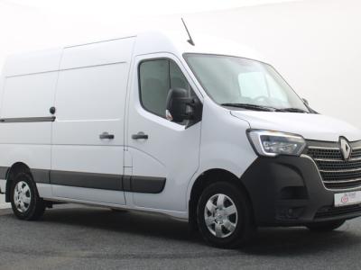 Financial Leas Renault Master T35 2.3 dCi 180 L2H2