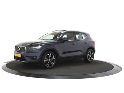 Financial Leas Volvo XC40 1.5 T4 Twin Engine Inscription ACC Pano Leder Elec. Stoelen+Geheugen H&K Winterpakket 360 Cam