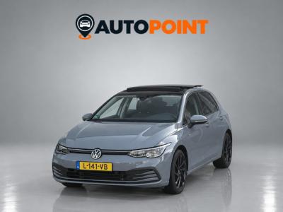 Financial Lease Volkswagen Golf 1.5 eTSI R-Line PANO CAMERA STOELVR TREKHAAK