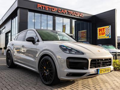Financial Leas Porsche Cayenne Coupé 4.0 Turbo S E-Hybrid