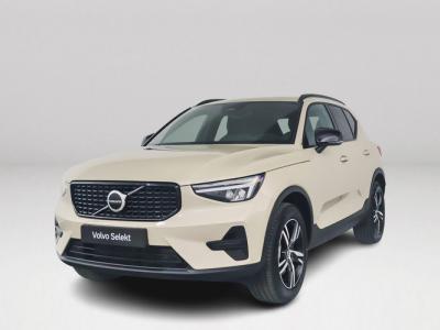 Financial Leas Volvo XC40 B4 Plus Dark