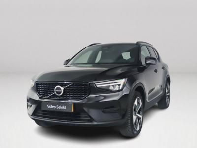 Financial Lease Volvo XC40 B4 Plus Dark