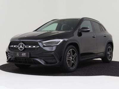 Financial Leas Mercedes-Benz GLA 180 AMG-Line automaat