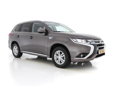 Financial Lease Mitsubishi Outlander 2.0 PHEV Pure AWD