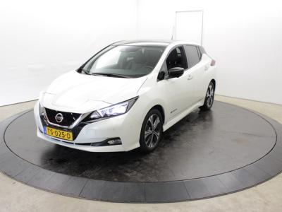Financial Lease Nissan Leaf Tekna 40 kWh Vol Leer 360°Camera Bose Wegenbelasting vrij!