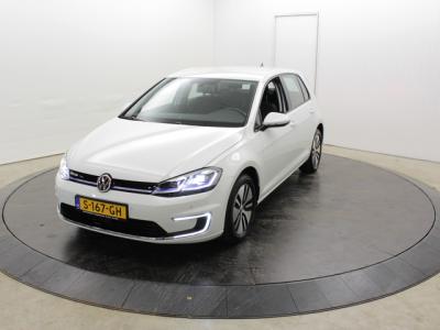 Financial Leas Volkswagen e-Golf Warmtepomp 136PK CCS Snellader Groot Navi Carplay PDC V+A