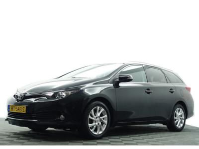 Financial Leas Toyota Auris Touring Sports 1.2T Dynamic+