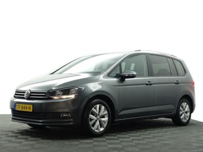 Financial Leas Volkswagen Touran 1.2 TSI Highline-