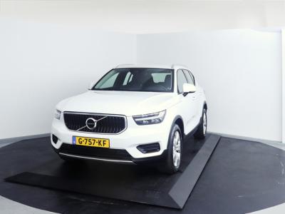 Financial Lease Volvo XC40 T3 Momentum Pro