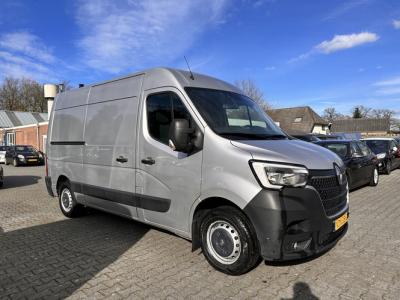 Financial Leas Renault Master T35 2.3 dCi 180 L2H2 Energy