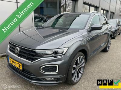Financial Leas Volkswagen T-Roc 1.5 TSI 2x R-Line Panorama