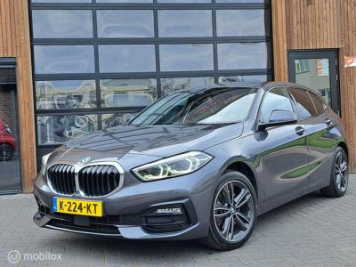 Financial Leas BMW 1-serie 118i VIRTUAL CARPLAY LED NAVI CRUISE AUTOMAAT