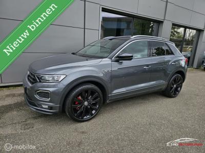 Financial Leas Volkswagen T-Roc 1.5 TSI 3x R-Line Panorama
