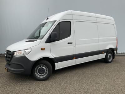Financial Leas Mercedes-Benz Sprinter 314 2.2 CDI L2H2 Airco Camera Navi 3 Zits MBUX Scherm