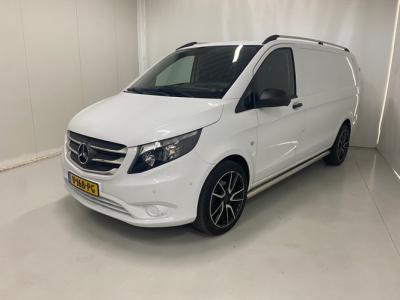 Financial Leas Mercedes-Benz Vito 111 CDI Lang editie Camera Navi PDC Trekhaak Dakrails 19 Inch 3 Persoons