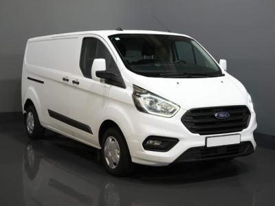 Financial Lease Ford Transit Custom 300 2.0 TDCI 130 pk L2 2.8t Trekverm.