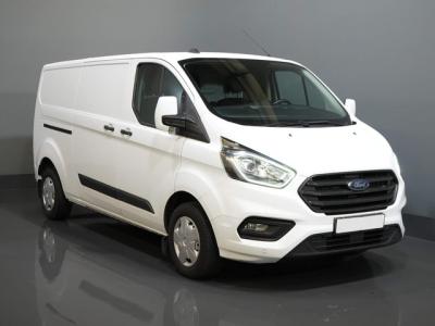 Financial Leas Ford Transit Custom 2.0 TDCI 130 pk L2 Trend Verw.Voorruit